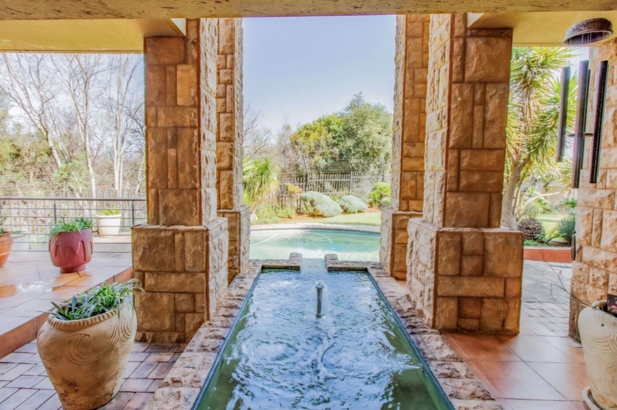 5 Bedroom Property for Sale in Birdwood Estate North West